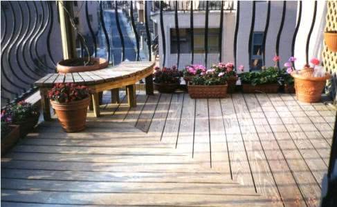 陽臺裝修別再傻傻地鋪瓷磚啦,現(xiàn)在都流行這樣做,既實惠又養(yǎng)生